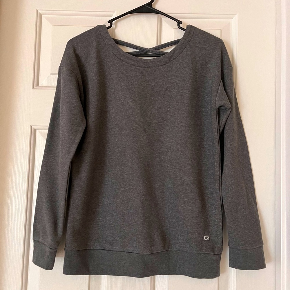 GapFit sweatshirt, size x-small, fits like small. Gray color